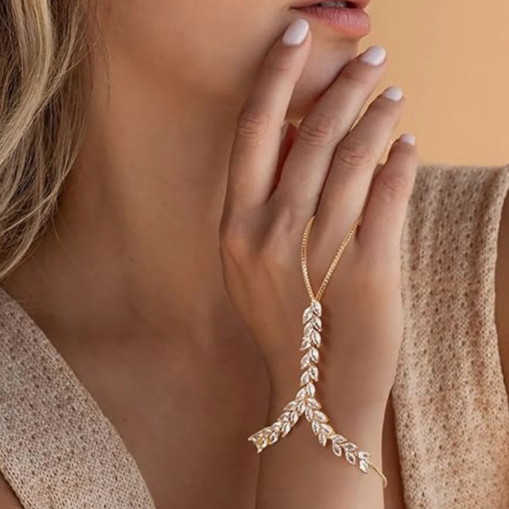 New Bohemian Bracelet Hand Chain Ring Jewelry